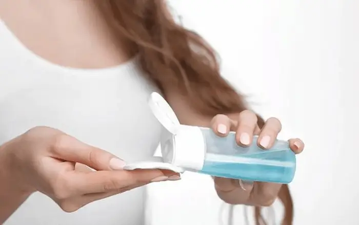 استفاده از تونر پاکسازی صورت 5485645420