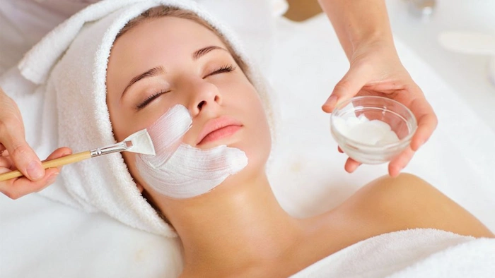 استفاده از ماسک لایه بردار درفیشیال صورت 64685416510