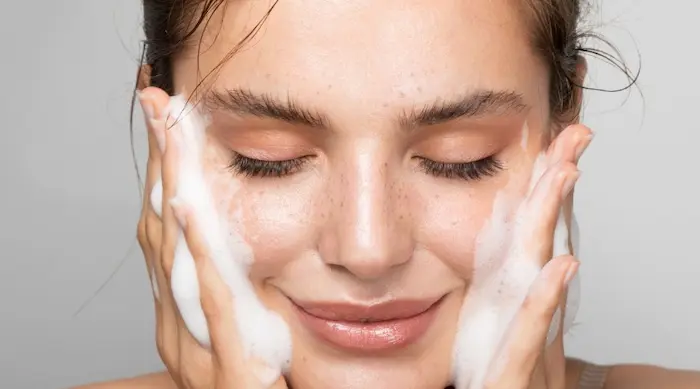 مراقبت از پوست وترک عادت اشتباه برای سلامت پوست 675676576656