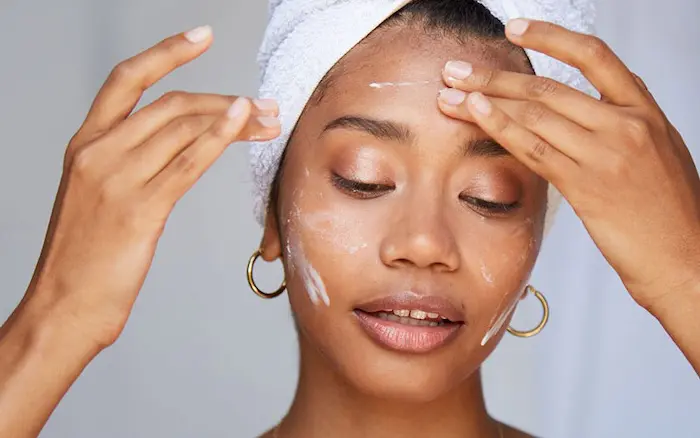 مرطوب کننده های حاوی سالیسیلیک اسید 56354534534