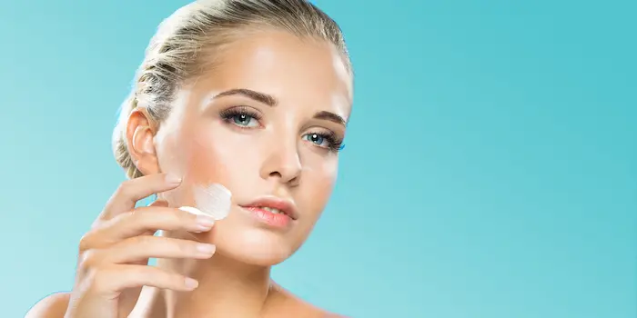 استفاده ازمحصولات پوستی مناسب صورت 4534543534