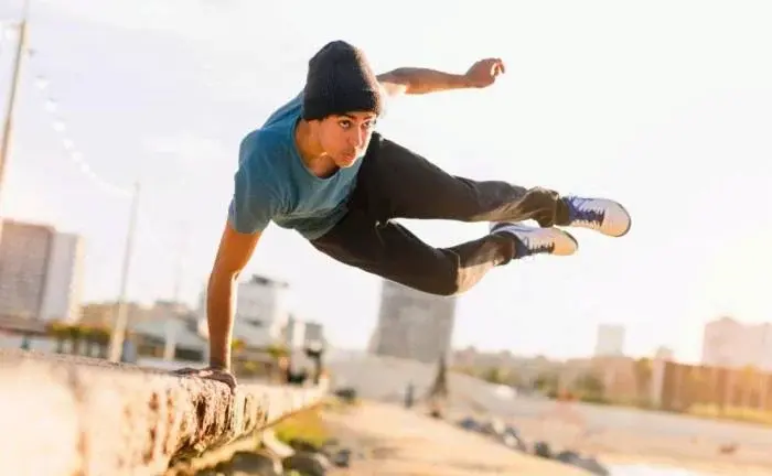 کفش مناسب پارکور 4534543443