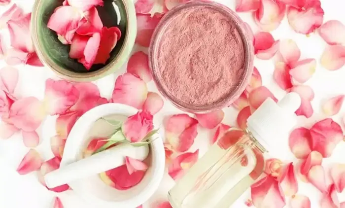 تهیه ماسک گل محمدی و گلاب به روش خانگی 654563563