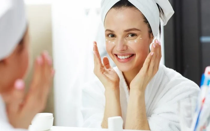 پاکسازی صورت بعد از استخر 5646553650