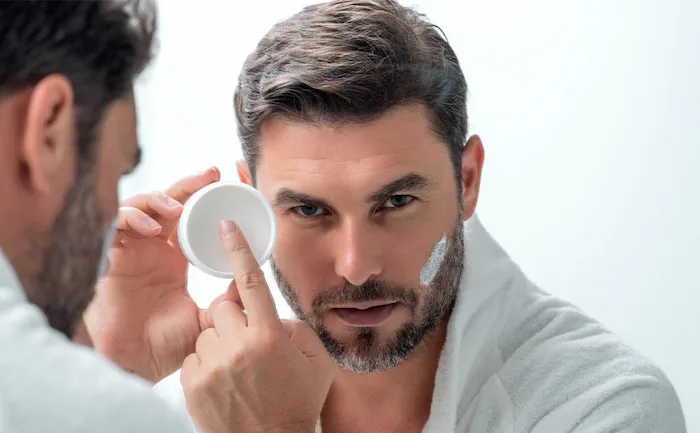 استفاده از مرطوب‌ کننده برای آقایان 545646854654105