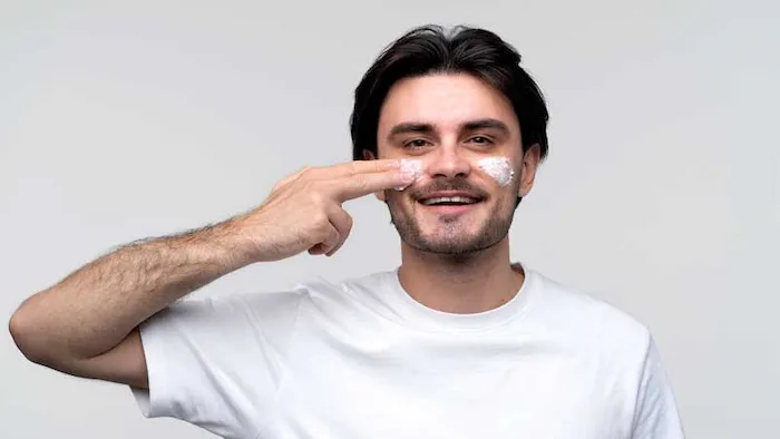 استفاده از آبرسان برای پوست خشک آقایان 5456441