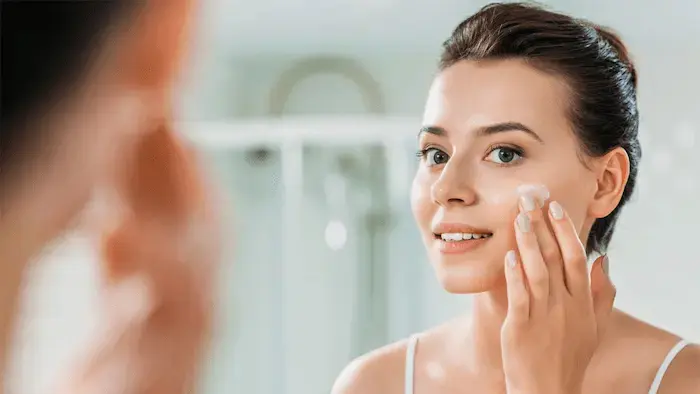 استفاده از ابرسان برای شفافیت پوست خانم ها 76584357483