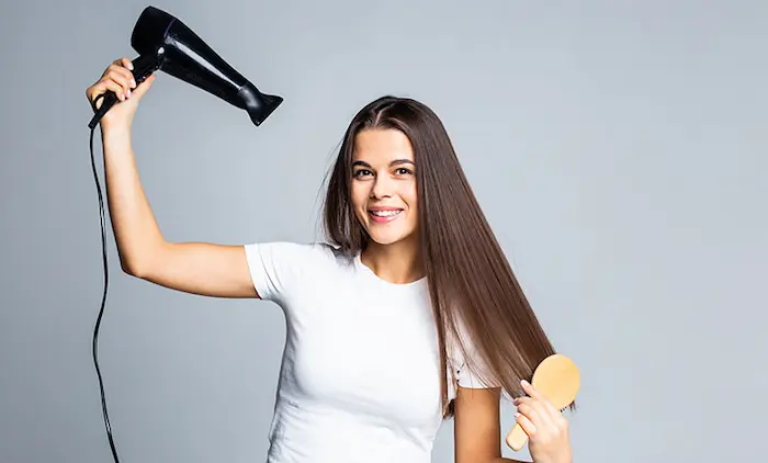 سشوار کشیدن موهای صاف در خانه 778666