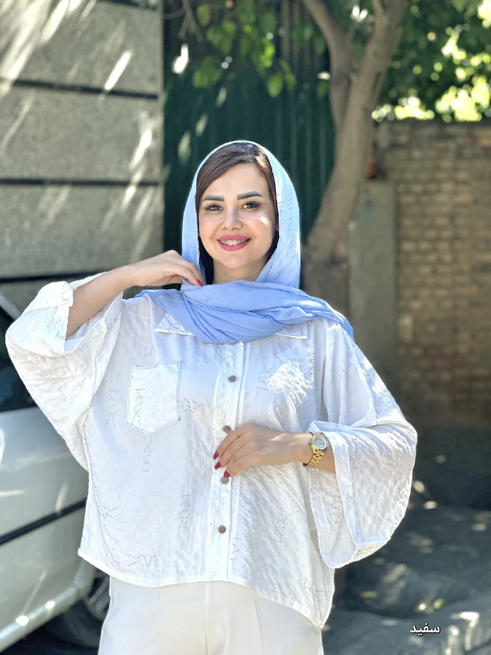 راهنمای خرید شومیز تابستانی 215 - راهنمای خرید شومیز تابستانی ۱۴۰۵؛ چگونه در گرما، شیک و راحت باشیم؟ راهنمای خرید شومیز تابستانی 215 - راهنمای خرید شومیز تابستانی ۱۴۰۵؛ چگونه در گرما، شیک و راحت باشیم؟